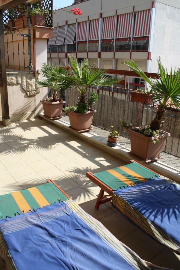Casa-B&B Bouganville Attico 85 Mq Barletta Kültér fotó